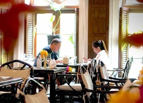 ブルーエレファント